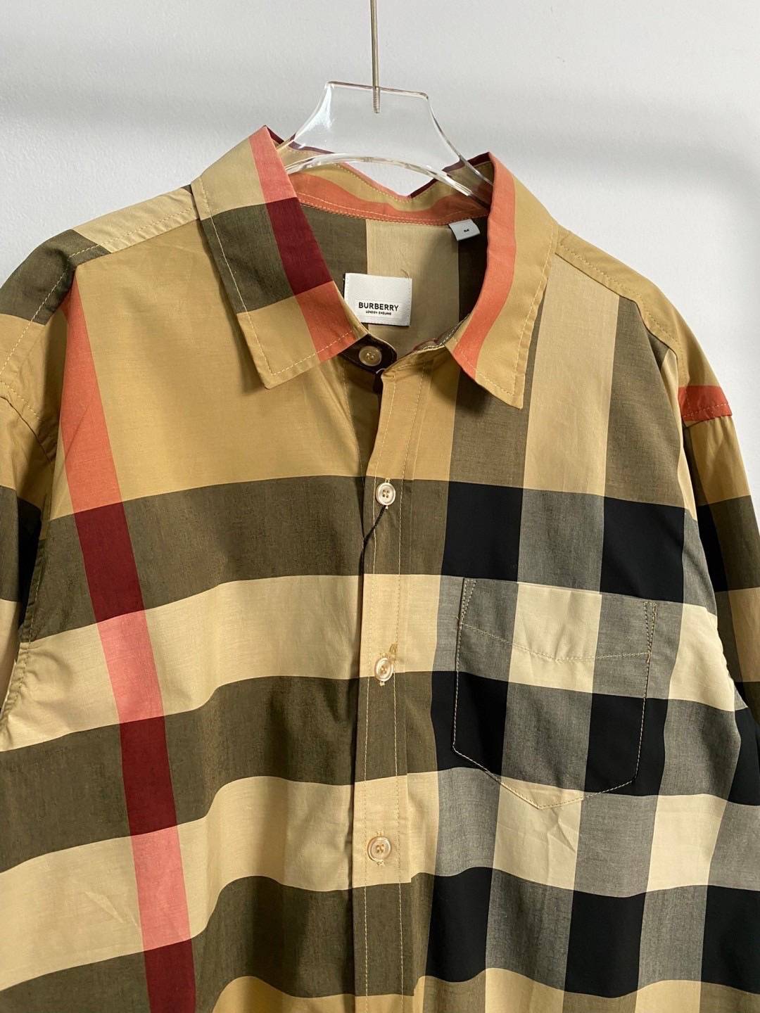 TOP ORI | BURBERRY Shirt งานดีมากๆ งานVIP 1:1 แนะนำให้ต้องมีเป็นเจ้าของ เสื้อเชิ้ตงานแบรนด์เนื้อผ้าอย่างดีงานนำเข้าจากโรงงานเทียบแบรนด์ เกรดท็อปออริจินอล เกรดดีสุด เทียบแท้ พร้อมป้ายแท็ก