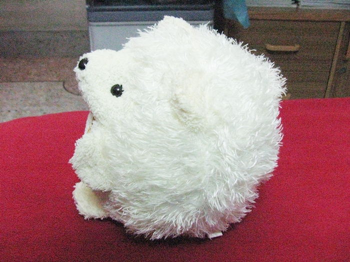 สินค้าหมดค่ะ ตุ๊กตาเม่นสีเหลือง TOSHIBA ค่ะ