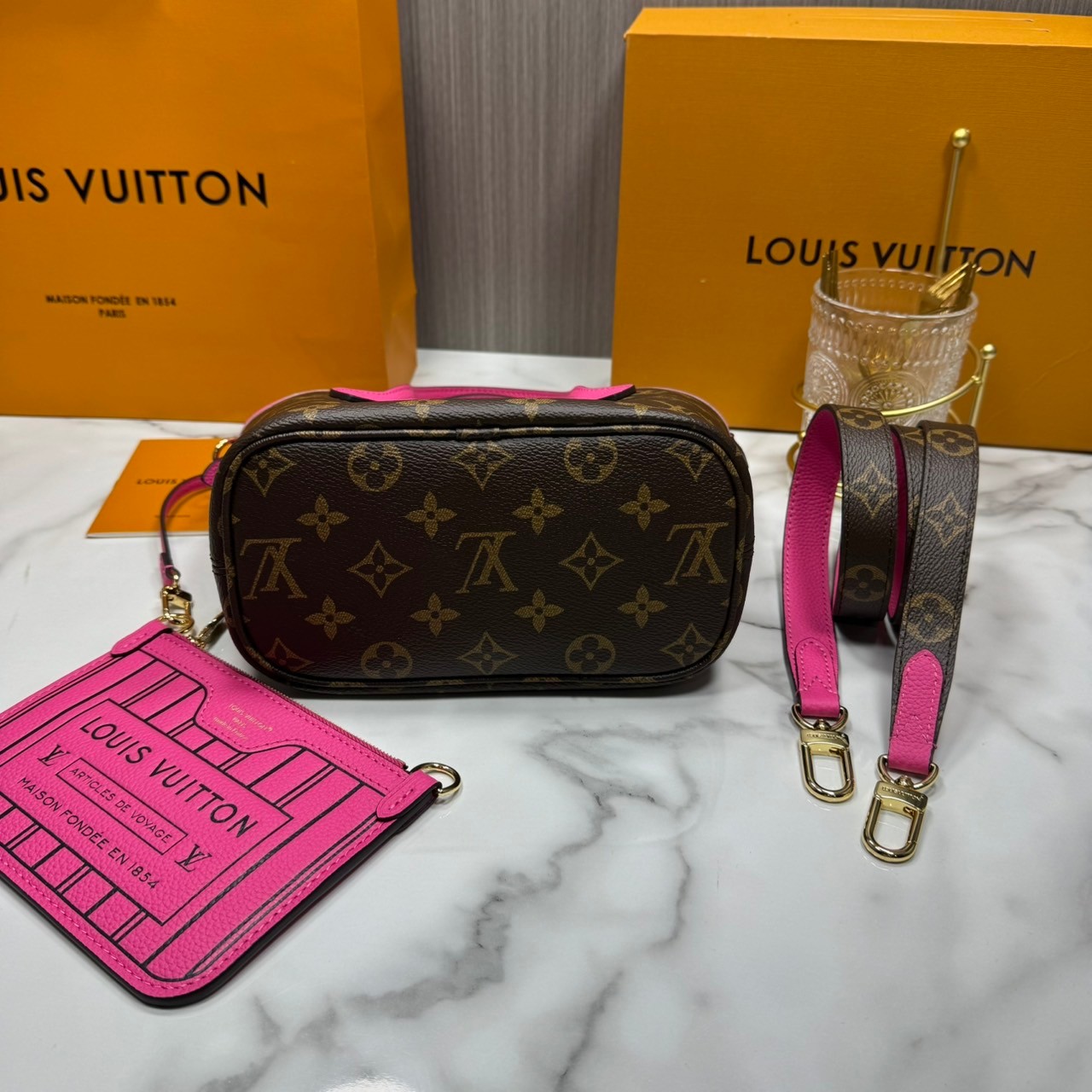 เกรดเทพ Top ORI | LV Neverfull Bandoulière Inside Out BB Bag กระเป๋าทรงโท้ทไซส์เล็ก พร้อมใบลูก กลับใช้งานได้ 2 ด้าน เกรดดีสุด หนังแท้ แคนวาสแท้