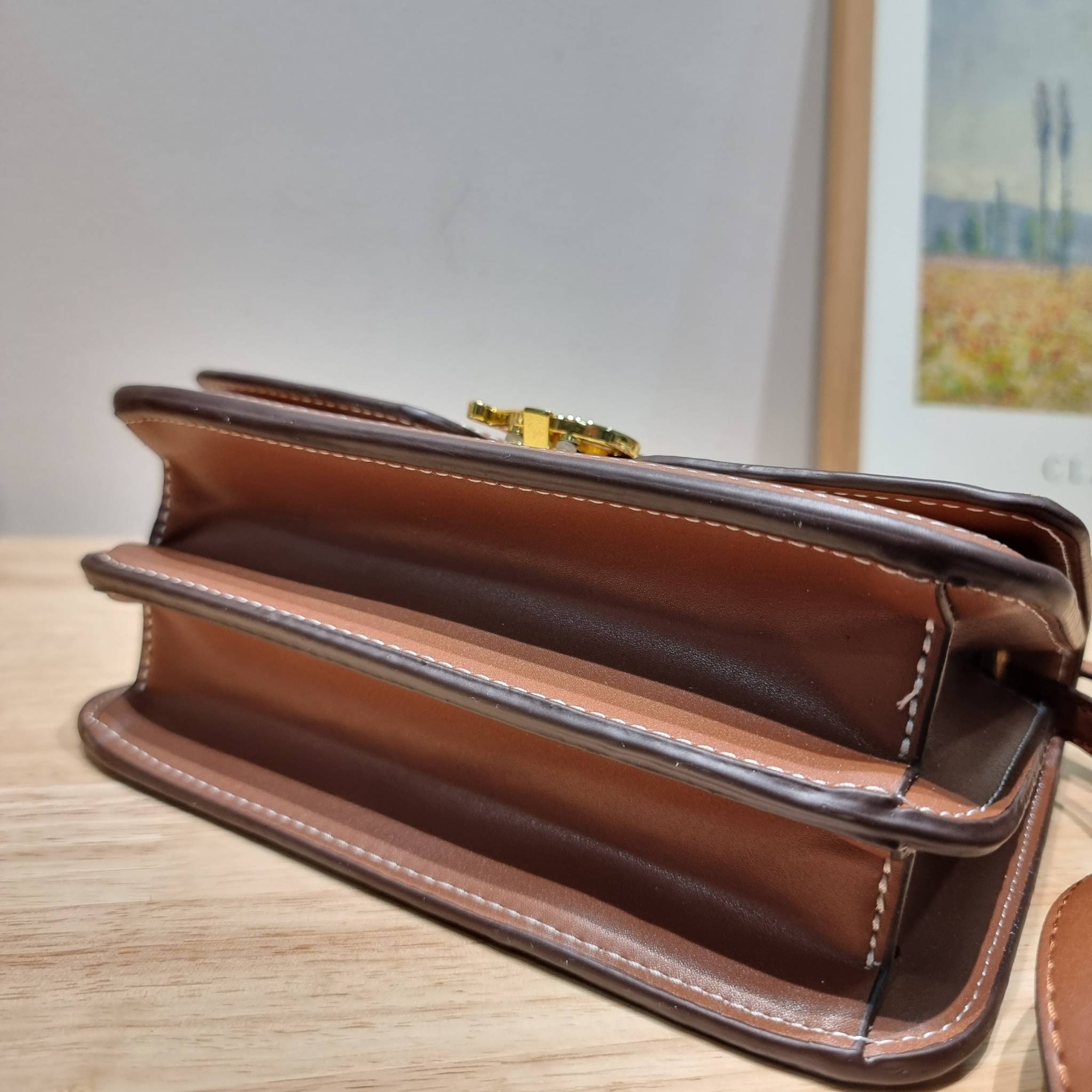 BURBERRY FRAGRANCES CROSSBODY BAG / BURBERRY SMALL CHECK CANVAS AND LEATHER TB BAG เบสท์ไอเท็ม!! คอลเลคชั่นที่ปังตลอดปี