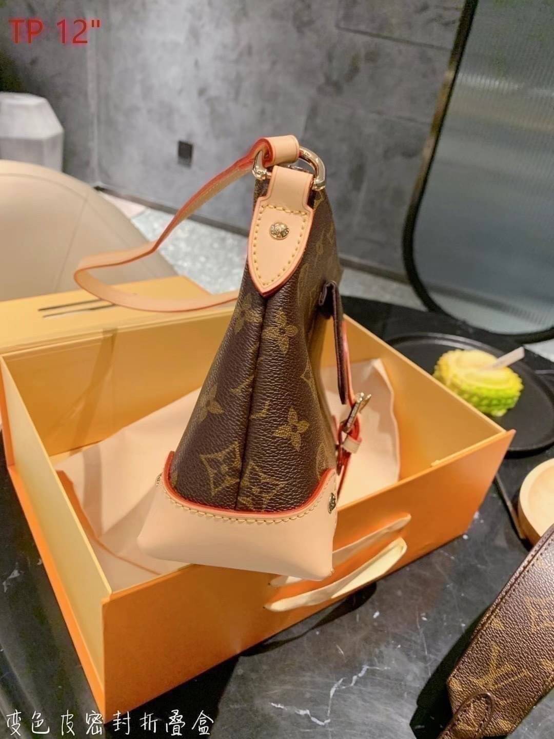 LV Shoulder Bag LV Crossbody Bag / LV Sologne Crossbody Monogram ภาพถ่ายจากงานขายจริง ใช้งานต่างประเทศได้