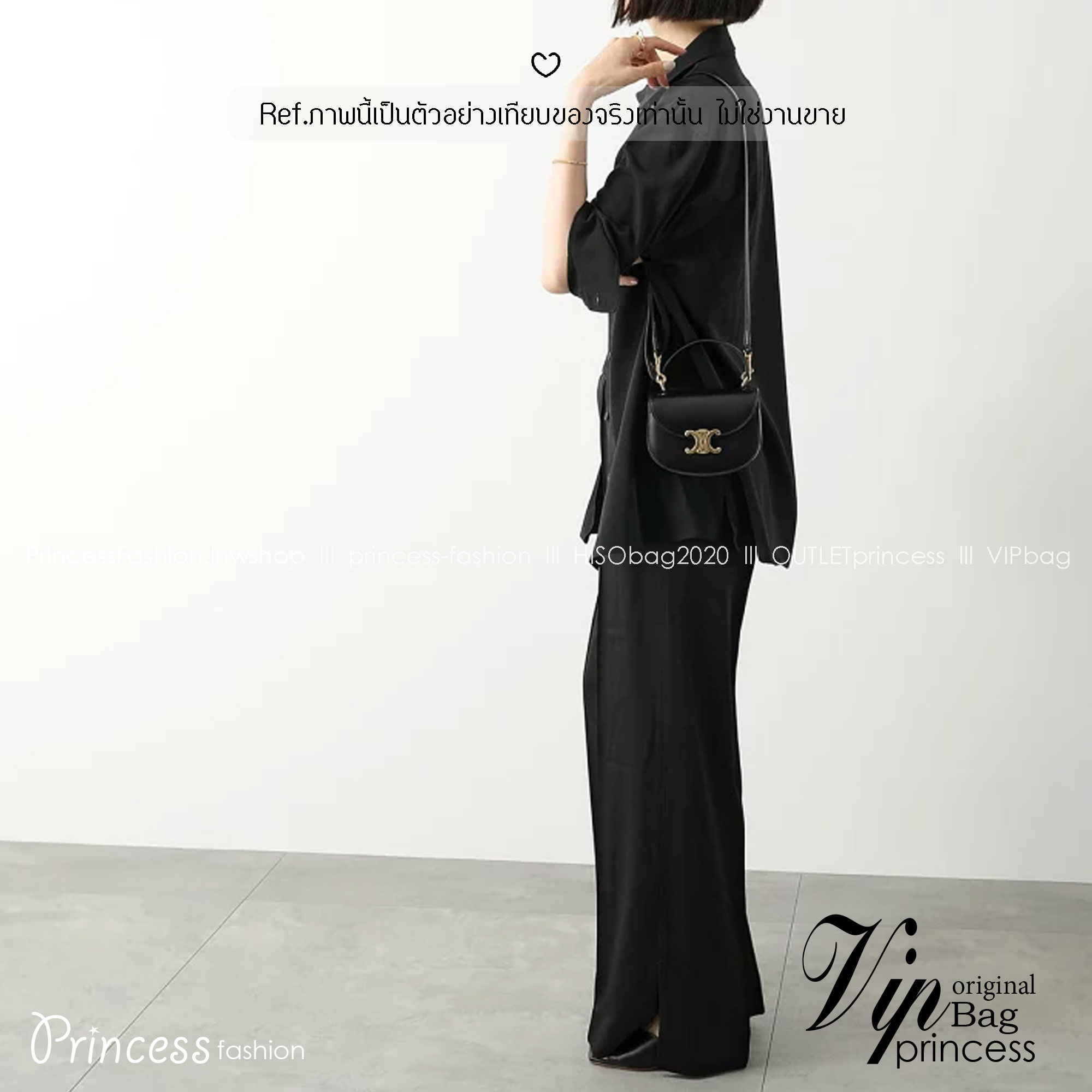 CELINE MINI BESACE CLEA in Triomphe canvas and leather กระเป๋าสะพายพร้อมหูจับถนัดมือ ใหม่ก่อนใคร น่ารักสุดปัง รูปทรงย้อนยุค สไตล์วินเทจลัคชู ภายในเป็นช่องโล่ง มีช่องย่อยให้อีก เป็นไอเท็มที่ควรต้องมีจริงๆ