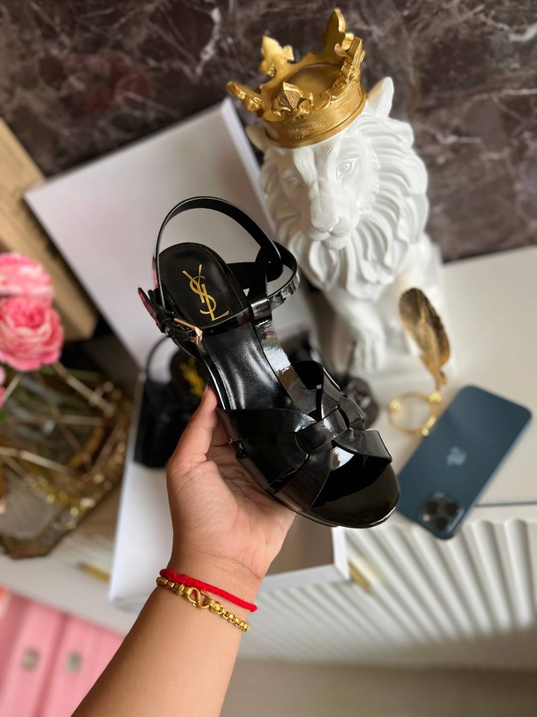 YSL TRIBUTE HEEL / SAINT LAURENT TRIBUTE HEEL / YSL HIGH HEEL เกรดออริจินอล รองเท้าส้นสูงแบรนด์หรู ที่สาวๆ ทุกคนควรมี ไว้ออกงานหรือใส่ทำงานได้ คู่นี้คือปังได้ตลอดกาล เพิ่มความสูงเพรียว สวยหรูมากค่ะ