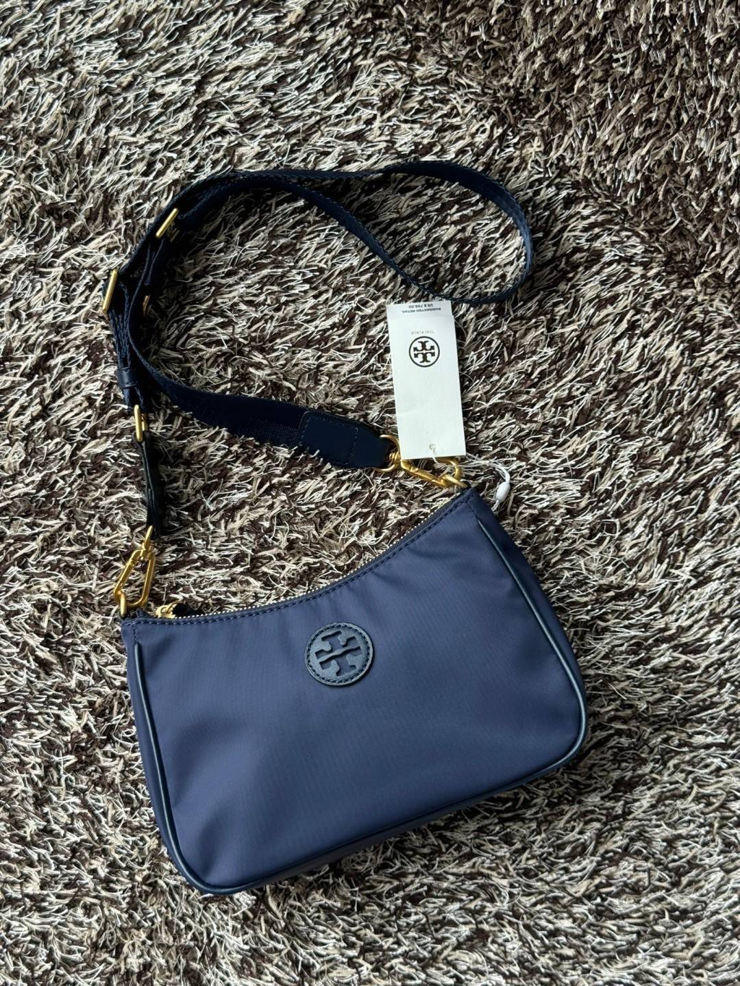 Tory Burch Nylon Web Mini Hobo Bag กระเป๋าสะพายดีไซน์เรียบง่าย น้ำหนักเบา เกรดออริ สลับแท้ 1:1 ใช้งานต่างประเทศได้