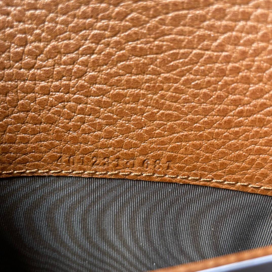 หนังแท้ Gucci Dionysus Mini Chain Bag In GG Jacquard Denim / Gucci Denim Dionysus / Gucci Dionysus Woc พร้อมส่งที่ไทย เกรดเทพออริจินอล กระเป๋าสะพายข้างเดนิมสลับหนังแท้เกรดดีที่สุด เกรดหนังดีที่สุดยิ่งใช้หนังยิ่งสวย โทนสีน่าใช้มากก มาในดีไซน์คลาสสิคเรียบหร