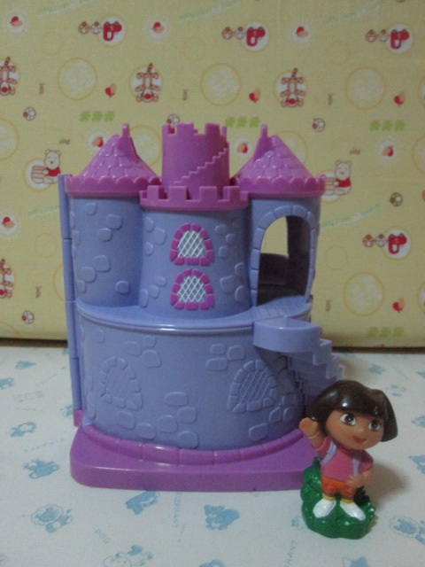 Dora Let'S Go Adventure Fairytale Castle ของเล่นมือสอง