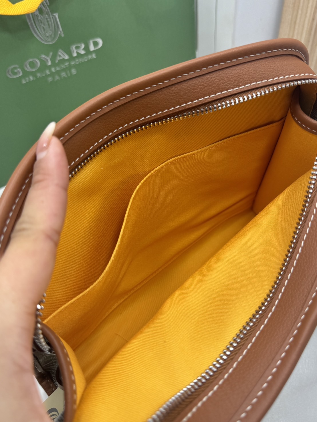 ORI หนังแท้ | Goyard Jouvence MM Toiletry Bag / Goyard Clutch bag กระเป๋าทรงคลัชกะทัดรัด เหมาะสำหรับการเก็บของในแนวตั้งและป้องกันการหกหรือรั่วไหล แคนวาสทำความสะอาดง่าย