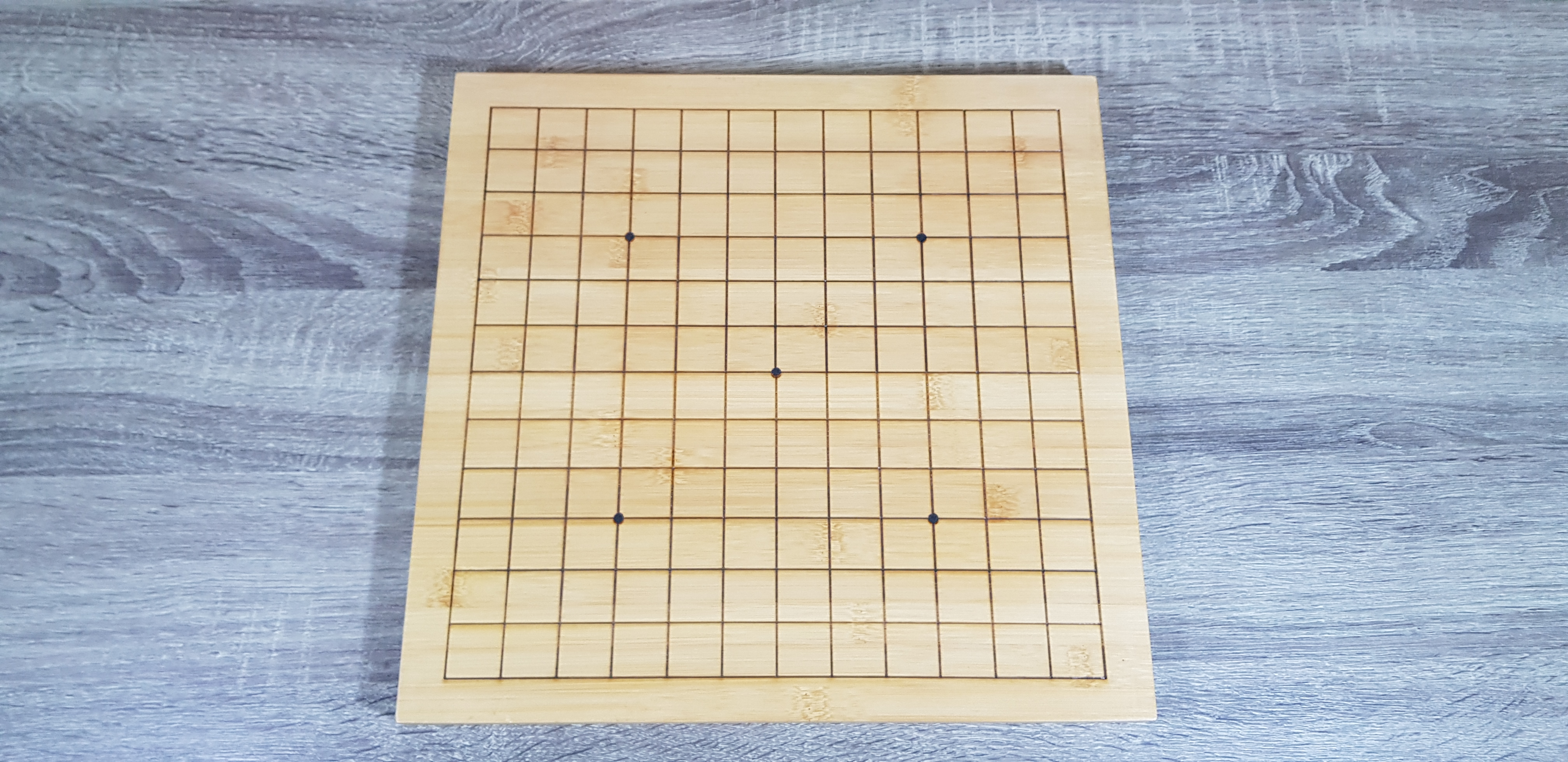 กระดานหมากล้อมไม้Torreyaหนา2 ซม.13เส้นและ9เส้น ขนาด32x31cm.