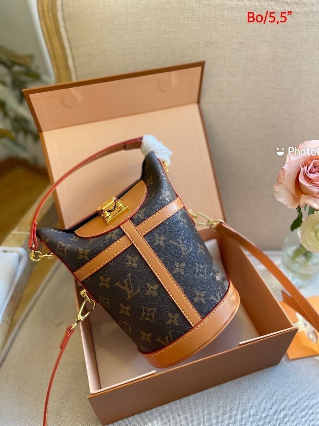 LV DUFFLE MONOGRAM / LV BUCKET BAG กระเป๋าถือทรงบัคเก็ตสุดหรู งานเกรดสวยคุ้มเกินราคา พร้อมสายยาว หรูหรา ขนาดกำลังดี ถือก็สวย สะพายก็เริส