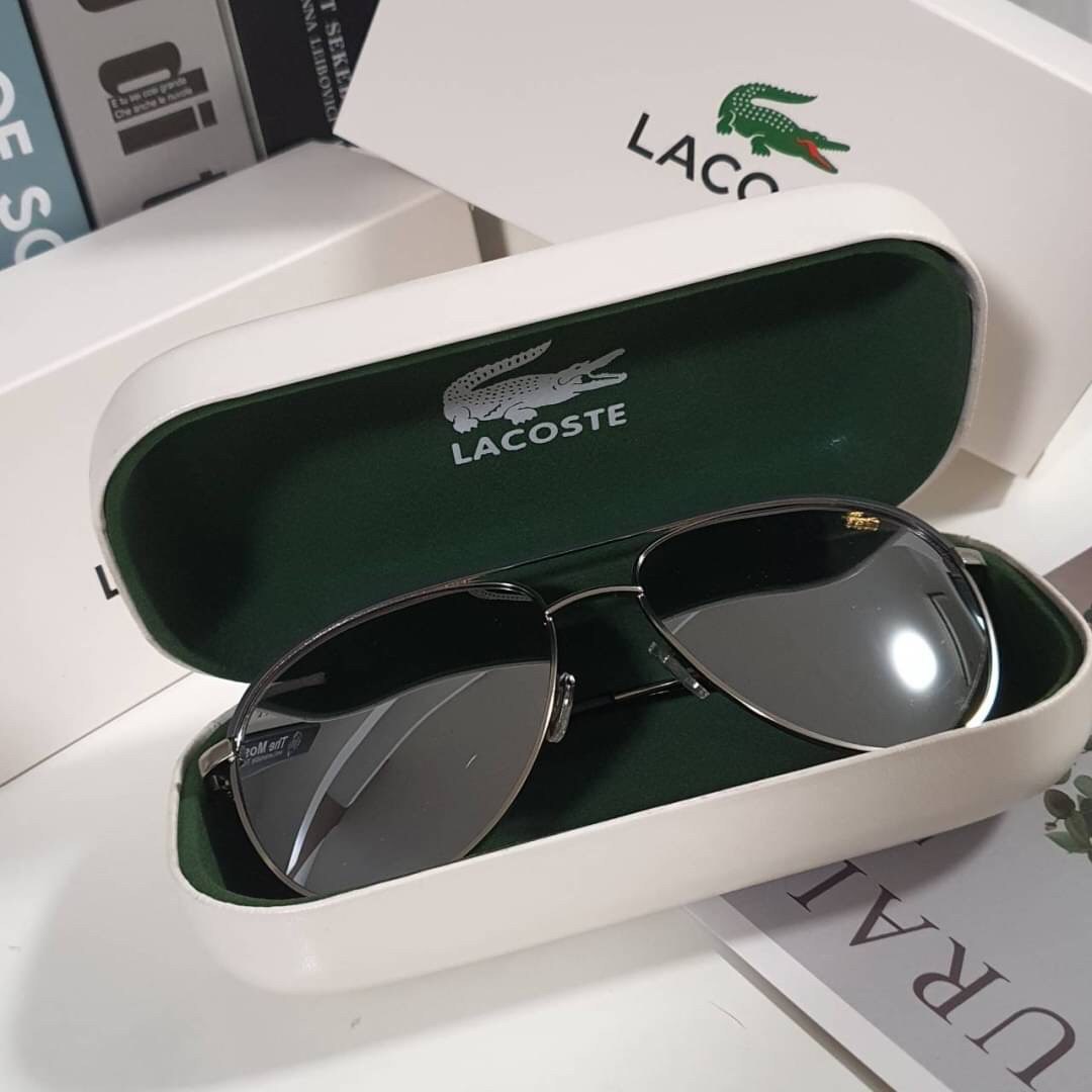 รุ่นยอดฮิตที่เคยขายดีติดอันดับ ของมันต้องมี กับแว่นตา LACOSTE SUNGLASSES แว่นตากันแดด แฟชั่นดีไซน์คลาสสิก สวยสะดุดตา มาพร้อมกล่องแว่นและกล่องกระดาษแบรนด์ ในราคาสบายกระเป๋า สวยหรู ดีไซน์สะดุดตา ห้ามพลาดค่ะ