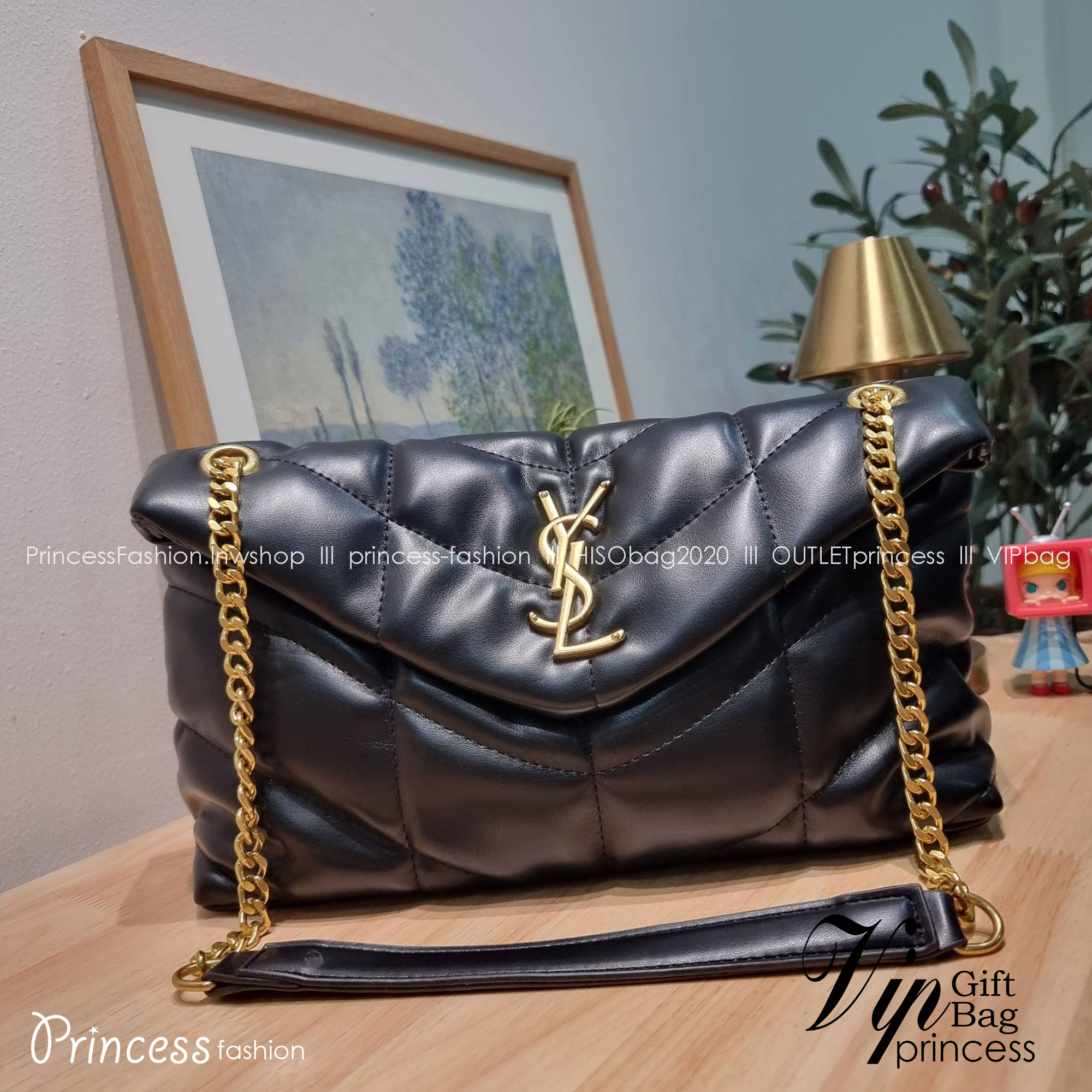 YSL PUFFER SMALL CHAIN BAG IN QUILTED / Yves Saint laurent puffer small chain bag in quilted กระเป๋าสะพายรุ่นยอดนิยม ทรงสวย ใช้ได้บ่อยไม่มีเบื่อ วัสดุหนังสัมผัสนิ่มมือ ดีไซน์เรียบหรู