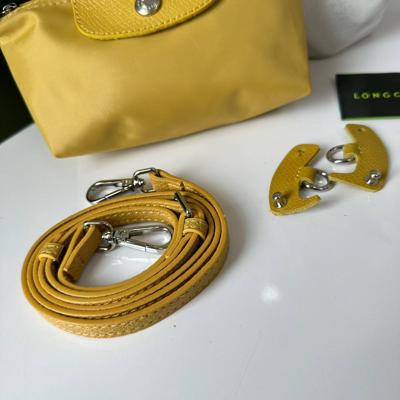 LONGCHAMP LE PLIAGE ORIGINAL Pouch with handle กระเป๋าใบเล็กขนาดกระทัดเหมาะกับใส่ของจำเป็นจุกจิก