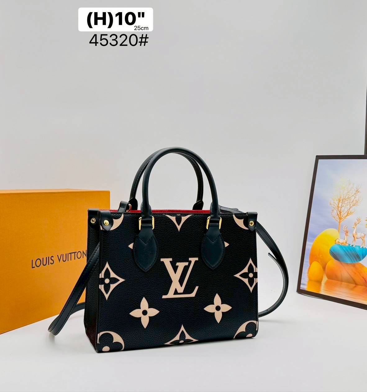 LV OnTheGo PM bag / LV onthego pm bicolor tote bag กระเป๋าทรงโท้ทที่ใครเห็นต้องเป็นคลั่งรัก ยอดฮิต คลาสสิค ผู้ดี หรูหราได้ทุกลุค ทุกสไตล์ มาพร้อมหูจับในตัว คล้องแขนก็ดูแพง หรือจะเกี่ยวสายครอสสะพายก็อัพลุคได้เลย