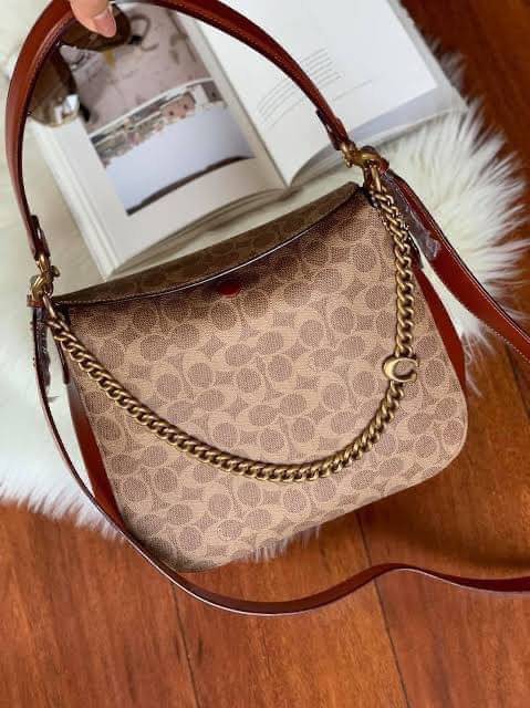 Coach Signature Chain Hobo In Signature Canvas พร้อมส่ง 4 สี