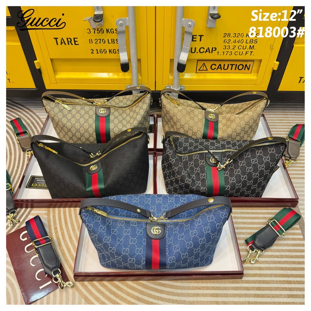 GUCCI GG Ophidia Large Shoulder Bag ใหม่ล่าสุด จากเทศกาล Gucci Cruise 2026 กับกระเป๋าถถือ/สะพาลไหล่ใบใหญ่ ยังคงเป็นคอลเลคชั่นตัวเด่น สวยสะบัด! ดีไซน์ทรงยอดฮิตติดกระแสสุดๆ