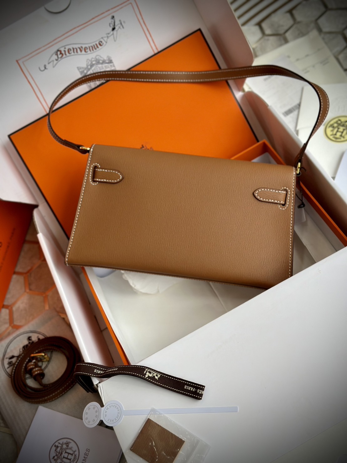 HERMES Kelly Classique To Go wallet swift leather เกรดงานดีสุด กระเป๋าแบรนด์หรูทรงกระเป๋าสตางค์ หนังแท้ เกรดออริ ท็อป สลับแท้ 1:1 ใช้งานต่างประเทศได้