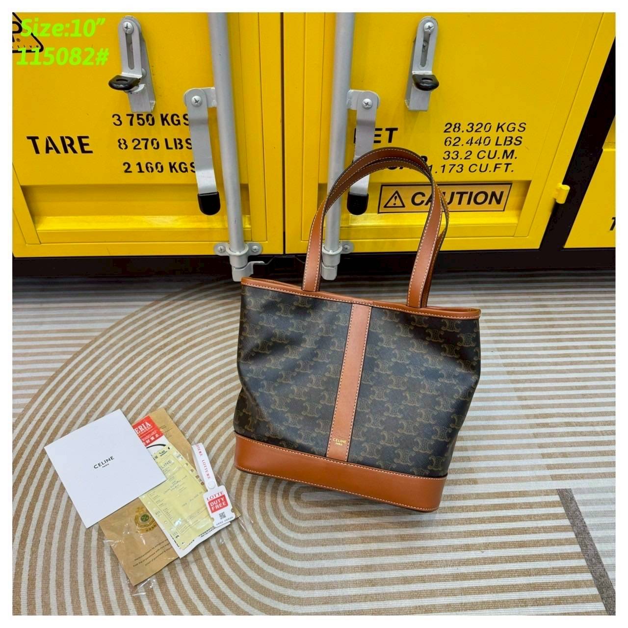 Celine Cabas In Triomphe canvas and leather / Celine Tote Bag กระเป๋าสะพายทรงโท้ทใบใหญ่ รุ่นยอดนิยม งานสวยหรูคลาสสิคไม่มีเอ้าท์ ภายในโล่งกว้าง