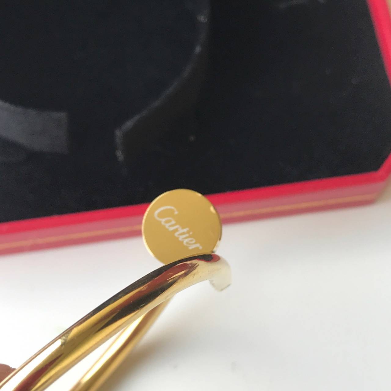 Cartier JUSTE UN CLOU BRACELET กำไลข้อมือตะปู งานดีสุดเกรดออริจินิล วัสดุคุณภาพดี ไม่ลอกไม่ดำ กล่องตามแบบ งานปั้มครบตามรูปเลยค่ะ