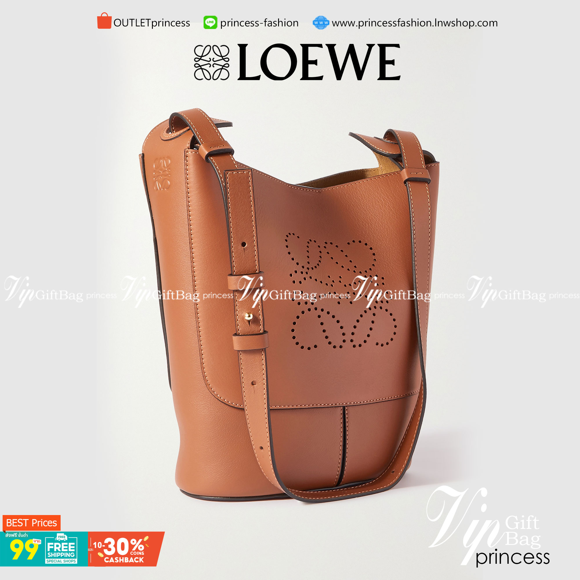 พร้อมส่งความสวย! Super Rare! ห้ามพลาด! LOEWE HOBO LEATHER SHOULDER BAG VIP GIFT WITH PURCHASE (GWP) กระเป๋าหนังแท้พรีเมี่ยมกิ๊ฟ Limited Edition จาก LOEWE PERFUME DUTYFREE รุ่น Rare items วัสดุหนังแท้ Lambskin หนังนิ่มสวยดีไซน์หรูด้านหน้าฉลุโลโก้ Loewe Ana