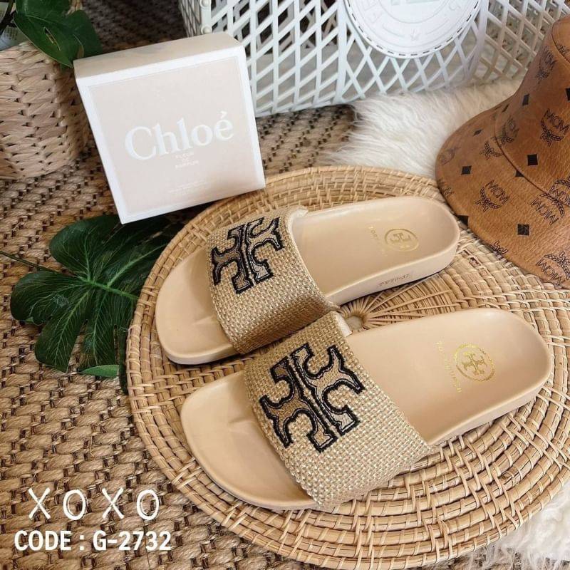 Tory Burch Sandels งานสวม ใส่สบาย พื้นยางนุ่ม วัสดุผ้ากระสอบ ปักลายโลโก้แบรนด์ สวยมาก งานเรียบร้อย