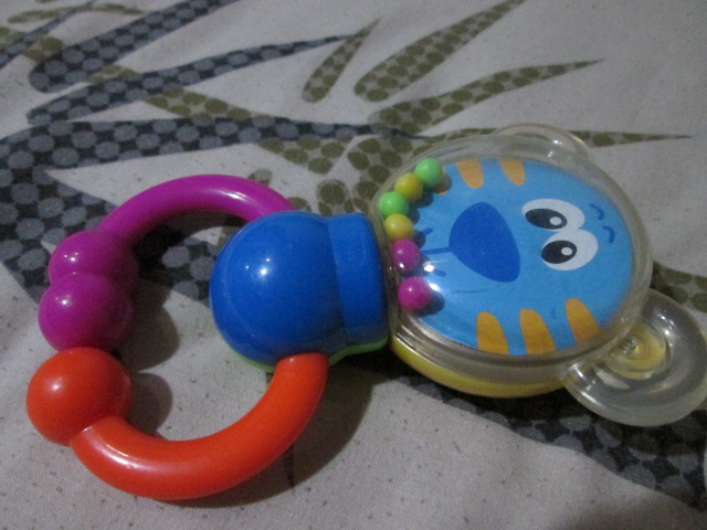 Little Tikes Bear Rattle ของเล่นเสริมพัฒนาการสำหรับเด็กมือสอง