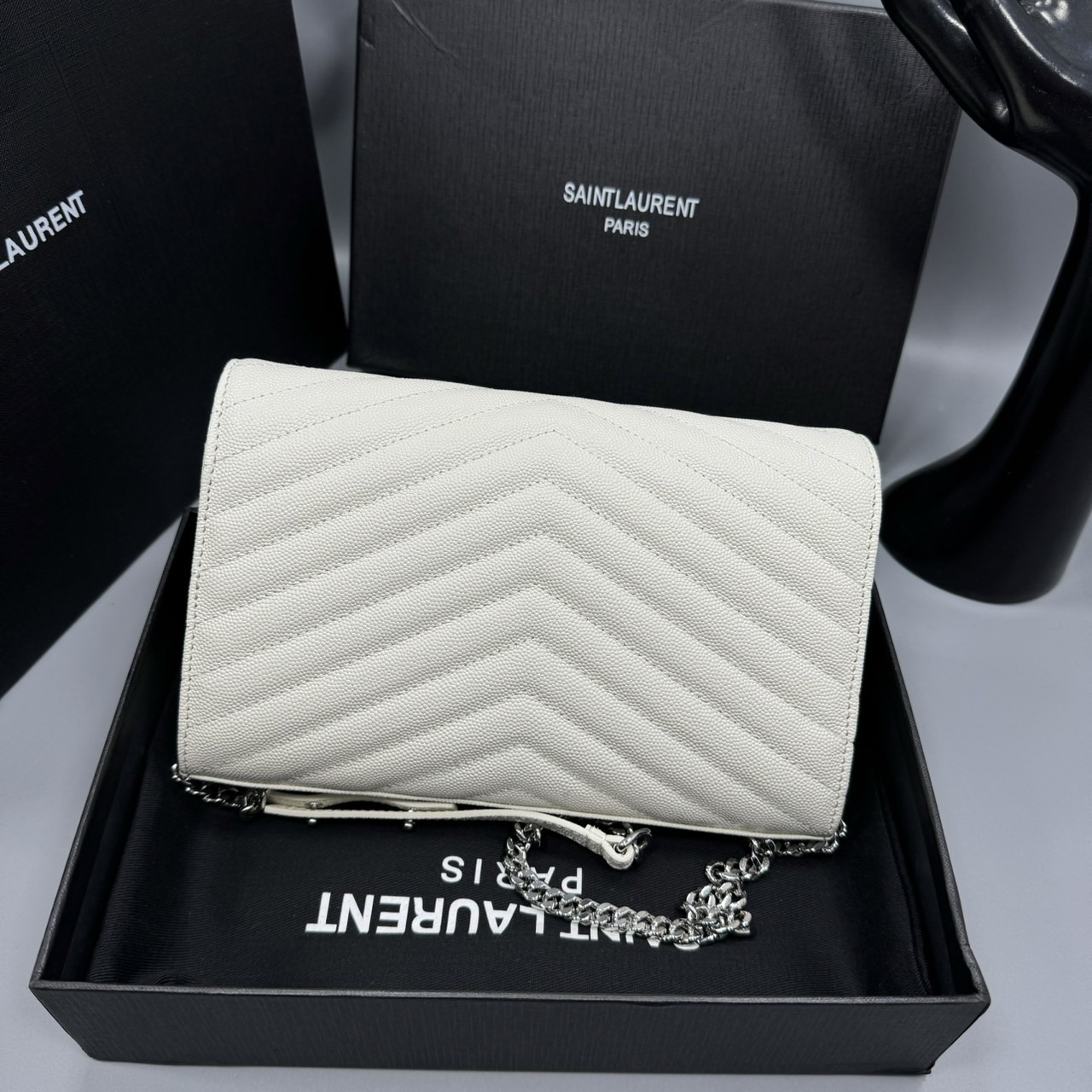 YSL Woc 9 Wallet on chain / YSL Clutch Bag 9" กระเป๋าสะพายรุ่นยอดนิยม เกรดหนังคาเวียร์สวยเต็มใบ เกรดออริ 1:1 ใช้งานต่างประเทศได้