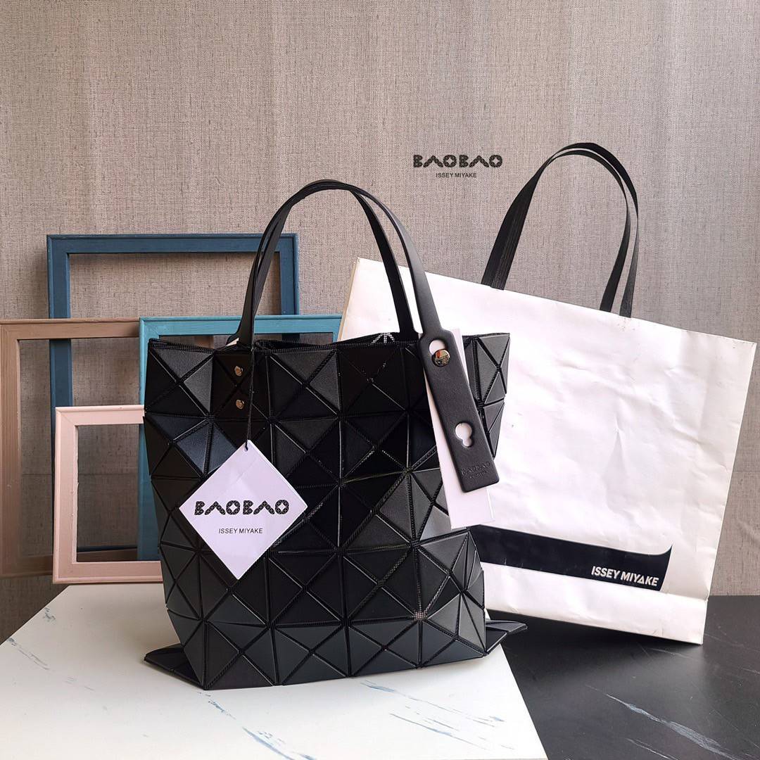 VIP GIFT 】BAOBAO Issey Miyake Lucent tote bag