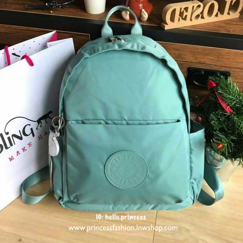 KIPLING IMMIN BACKPACK อีกcollection!ของรุ่นImmin กระเป๋าเป้สะพาย วัสดุPolyamide100% กันน้ำได้ ขนาดกำลังดี ใช้งานได้ทุกวัน เปิดปิดด้วยซิปคู่ ภายในมีช่องแยกเป็นสัดส่วน ประดับพวงกุญแจรุปหัวใจลายหินอ่อน ถอดแยกใช้งานได้ ราคาสุดคุ้มเลยคร้า!!