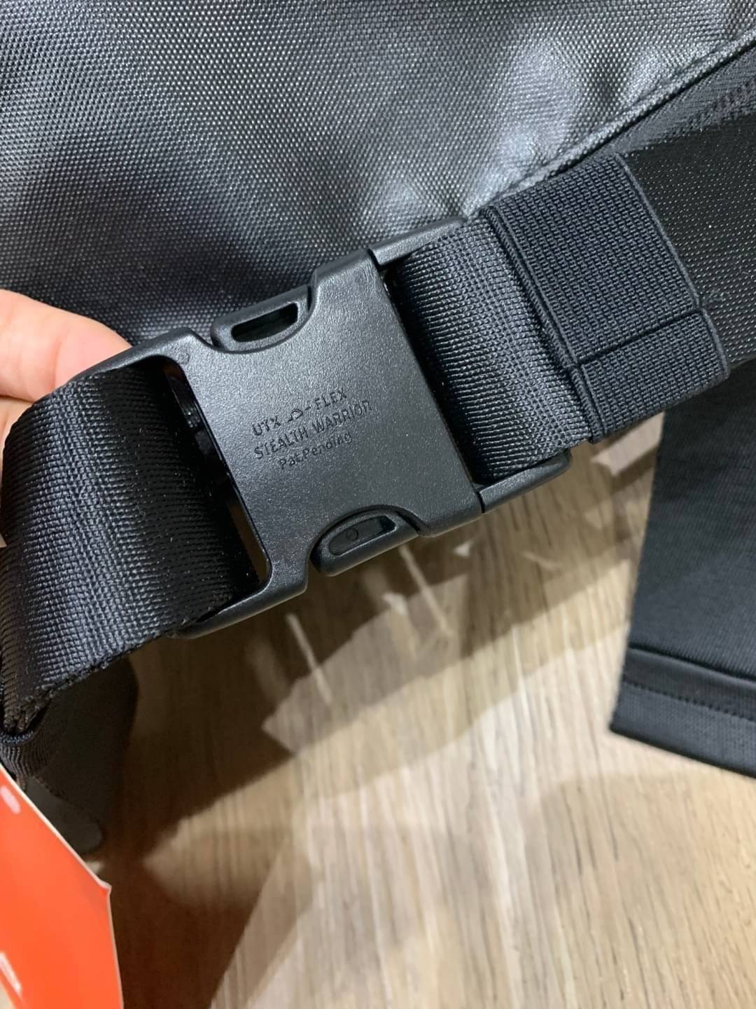 Nike Tech Hip Pack Winterized กระเป๋าnikeทรงคาดอกรุ่นใหม่ชนช้อป ทรงสวย ใบใหญ่สไตล์สปอร์ต ใส่อุปกรณ์กีฬาและพกพาได้อย่างสบายใจ