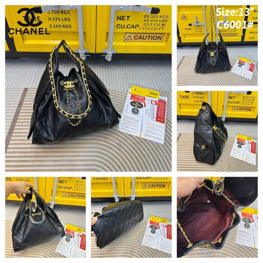 CHANEL 25 Small Handbag กระเป๋าสะพายทรงโฮโบ คอลใหม่ล่าสุด ต้อนรับฤดูกาล SPRING-SUMMER 2025 รูปทรงใช้งานได้จริง จุของได้ ถือเก๋ๆ เอวี่เดย์ลุค บอกเลยว่าดีไซน์เก๋มาก