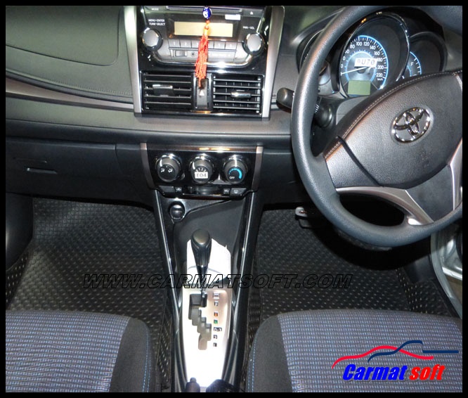 พรมปูพื้นรถยนต์Toyota vios ปี2013-20 พรมลายกระดุม สีดำ เต็มคัน