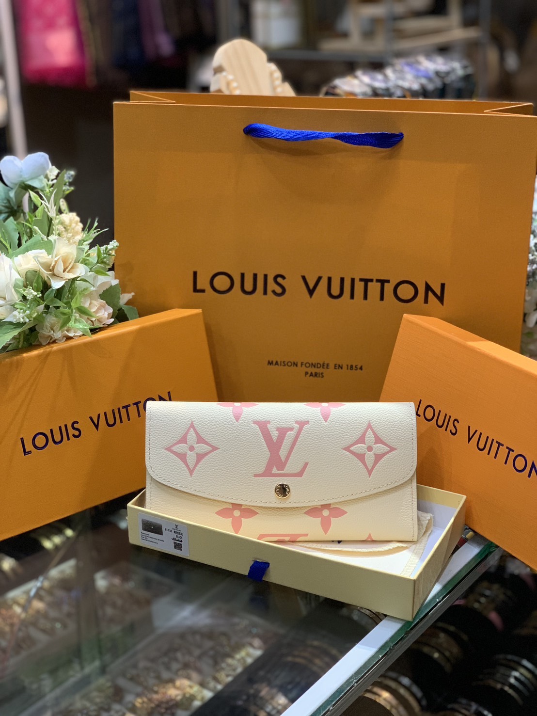 ORI หนังแท้ | LV Long Wallet 20cm กระเป๋าสตางค์ใบยาว โทนสีสดใส มีฟังก์ชันและสไตล์ให้เลือกด้วยช่องใส่บัตรหลายช่อง