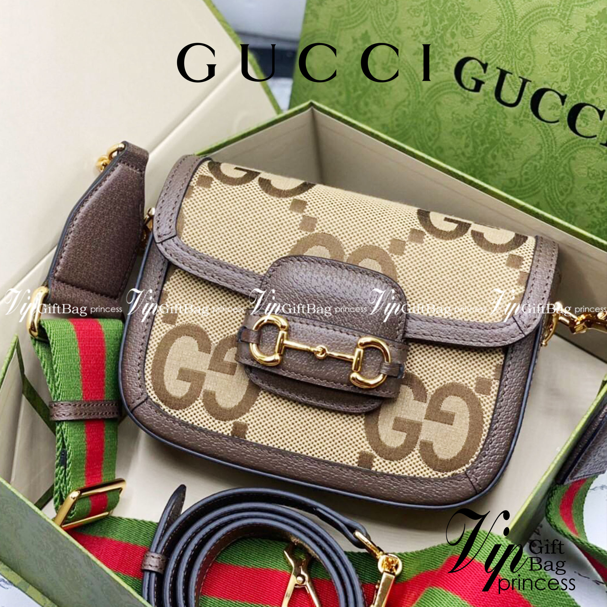 หนังแท้ 】Gucci Horsebit 1955 jumbo GG mini bag 20cm พร้อมส่งที่ไทย เกรดออริจินอล ลายใหม่ Jumbo Double G กระเป๋าสะพายขนาดมินิ โดดเด่นด้วยเว็บเฮาส์สีเขียวและสีแดงอันเป็นเอกลักษณ์ ซึ่งเป็นหัวเข็มขัดแบบร่วมสมัยของกุชชี่จากยุค 70 เสริมการออกแบบแต่ละชิ้นด้วยโลโ