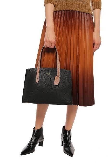 COACH CHARLIE CARRYALL IN SIGNATURE CANVAS (31210) ðšāđāļĢāļĩāļĒāļāļŦāļĢāļđ āļāļĨāļēāļŠāļŠāļīāļ//āļāļĢāļ°āđāļāđāļēāļāļ·āļ āļāļĢāļ°āđāļāđāļēāļŠāļ°āļāļēāļĒ āļāļĢāļ TOTE āļŠāļļāļāļŦāļĢāļđāļŦāļĢāļē āļāļĩāđāļāļāđāđāļāđ āđāļĄāđāļāļģāđāļ// āļ§āļąāļŠāļāļļāđāļāļāļ§āļēāļŠ āļāļŠāļĄāļŦāļāļąāļāđāļāđāļāļļāļāļ āļēāļāđāļĒāļĩāđāļĒāļĄ āļĢāļđāļāļāļĢāļāđāļāļāđāļāđāļ āļĨāļēāļĒ SIGNATURE āļŠāļ§āļĒāļĄāļēāļ// āļāđāļēāļāđāļāļĄāļĩ 2 āļāđāļāļāđāļĨāđāļāļāļ§āđāļēāļ āđāļĨāļ°āļāļĩāļ 1 āļāđāļāļāļāļīāļāļ