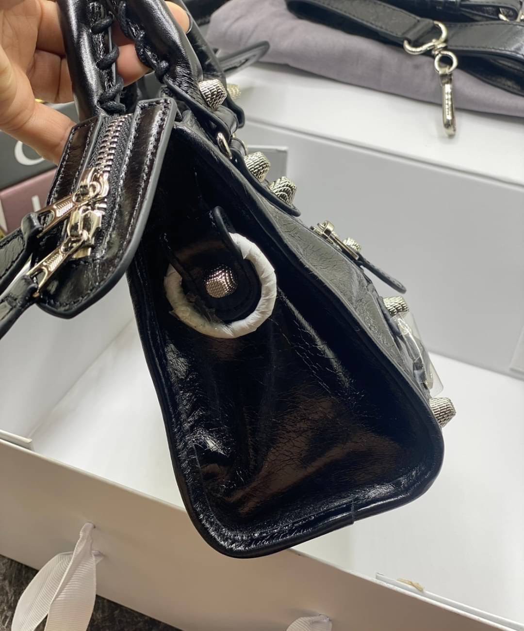 VIP 】หนังแท้ BALENCIAGA Classic City Mini Shoulder Bag พร้อมส่งที่ไทย