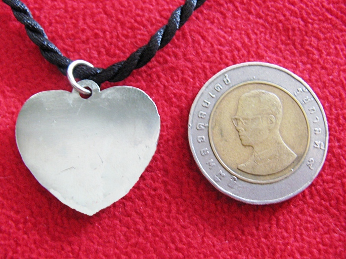 สินค้าหมดค่ะ สร้อยคอรูปหัวใจแบบ1ค่ะ