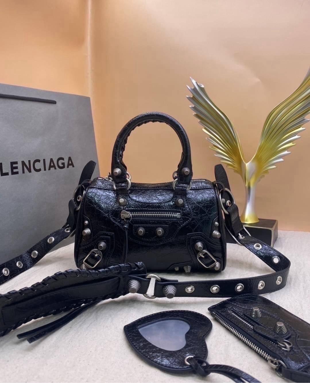 Balenciaga Mini City Shoulder Bag 20cm กระเป๋าสะพายรุ่นยอดนิยม สวยเท่ เกรดออริ 1:1 สลับแท้ ใช้งานต่างประเทศได้