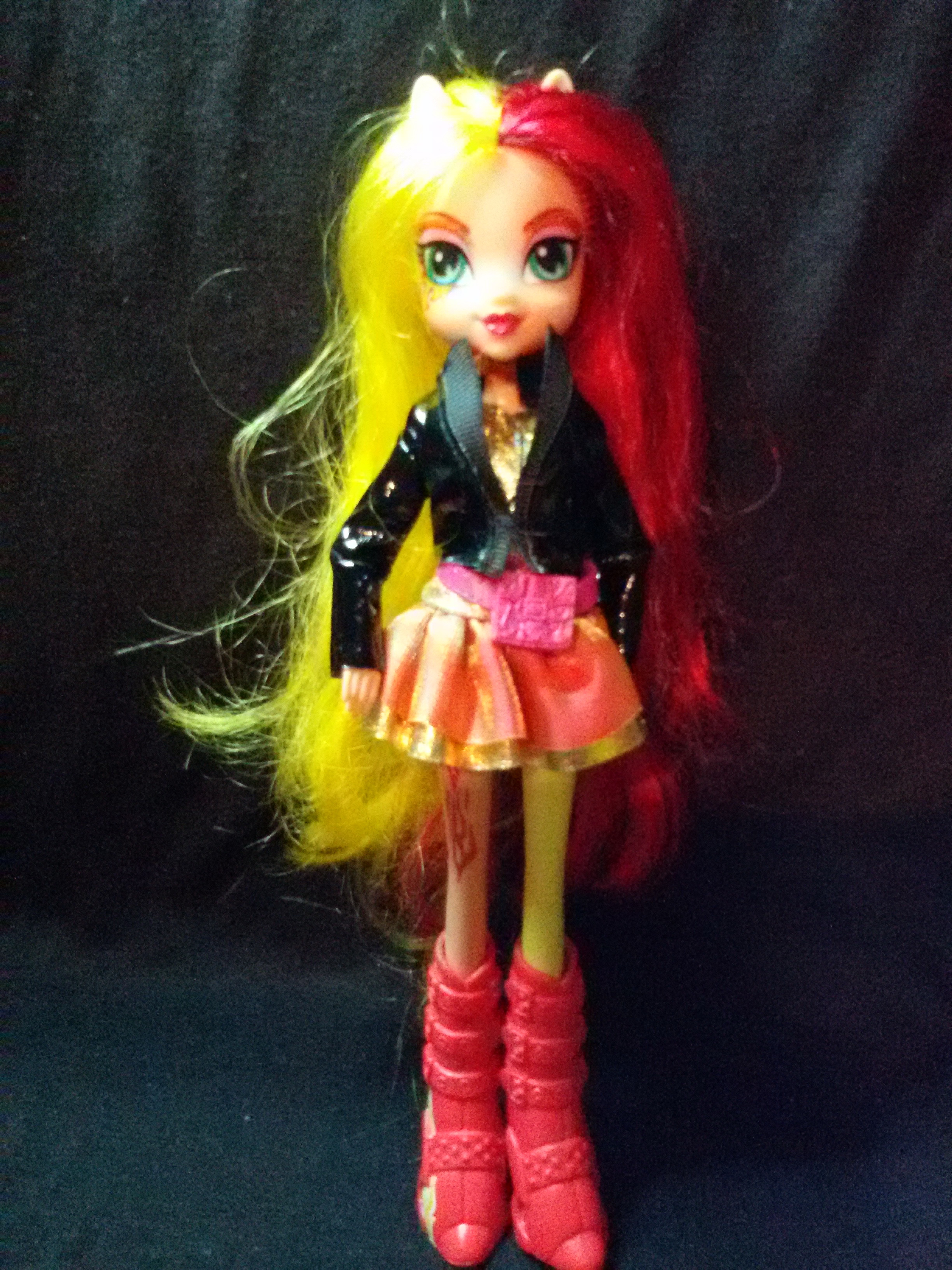 My Little Pony Equestria Girls Sunset Shimmer and Twilight Sparkle dolls ตุ๊กตามาลลิตเติ้ลโพนี่แท้มือสอง (รุ่นแพคคู่ค่ะ)