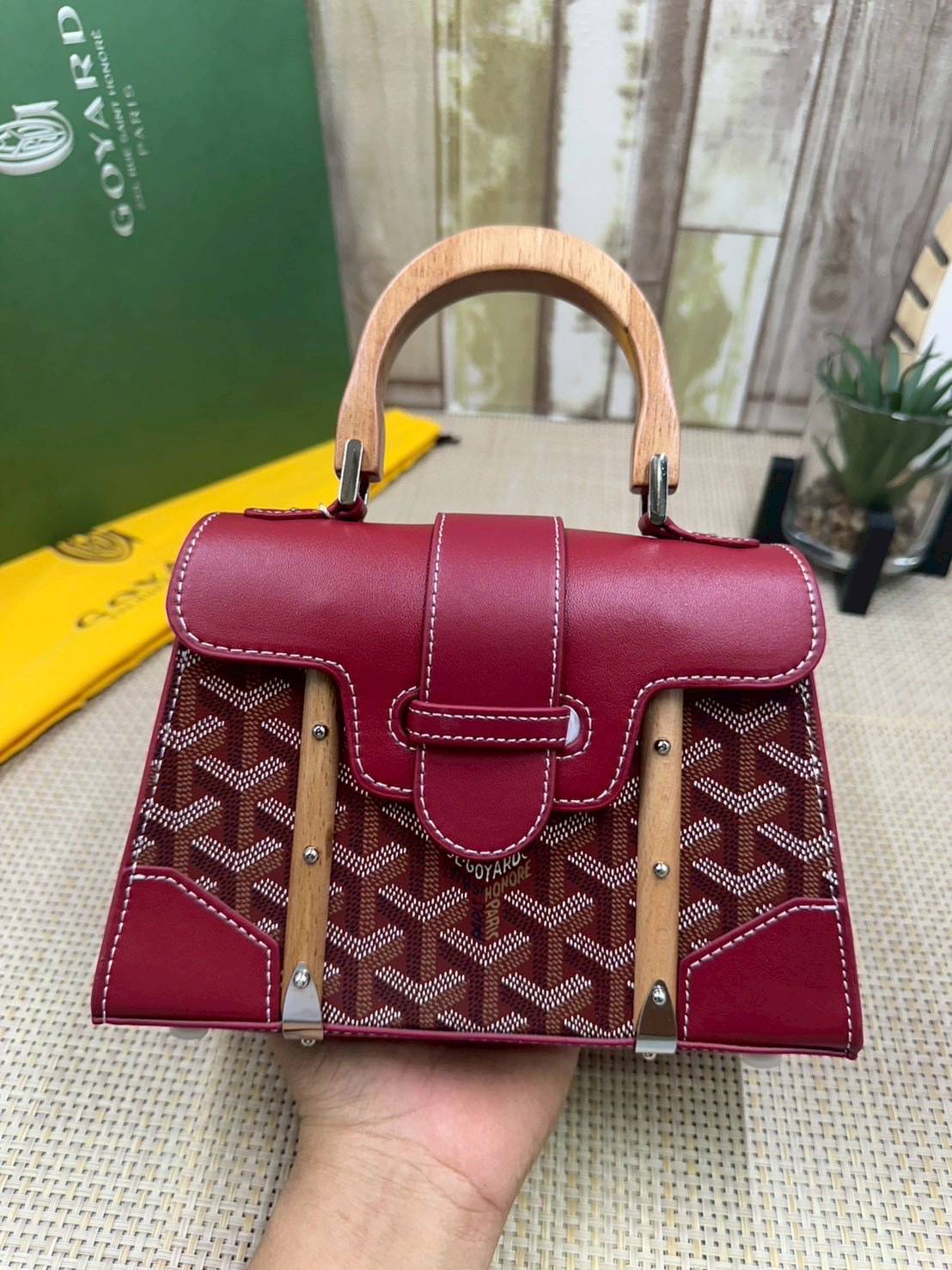 10 สี ORI หนังแท้ | GOYARD Saïgon Souple Mini Bag 20cm กระเป๋าถือ/สะพายดีไซน์หูจับไม้เป็นเอกลักษณ์ที่สวยหรูหราสง่างาม