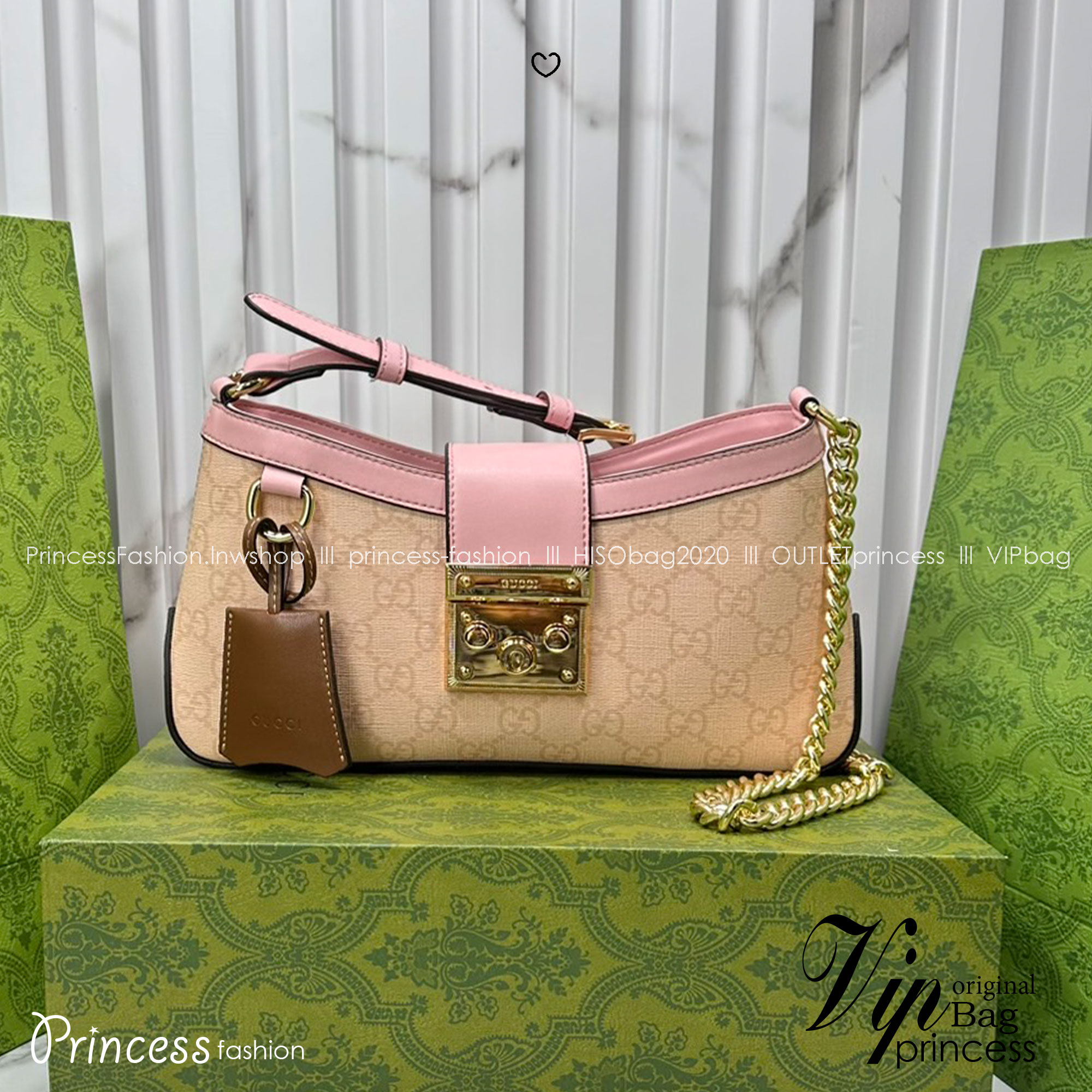 ORI หนังแท้ | GUCCI Padlock Small Shoulder Bag กระเป๋าสะพายทรงสวยวินเทจดีไซน์ไม่ซ้ำใคร หรูล้ำผู้ดี หนังแคนวาสพิมพ์ลายคมชัด ปากกระเป๋ามีแถบหนังคาดและอะไหล่กดล็อค