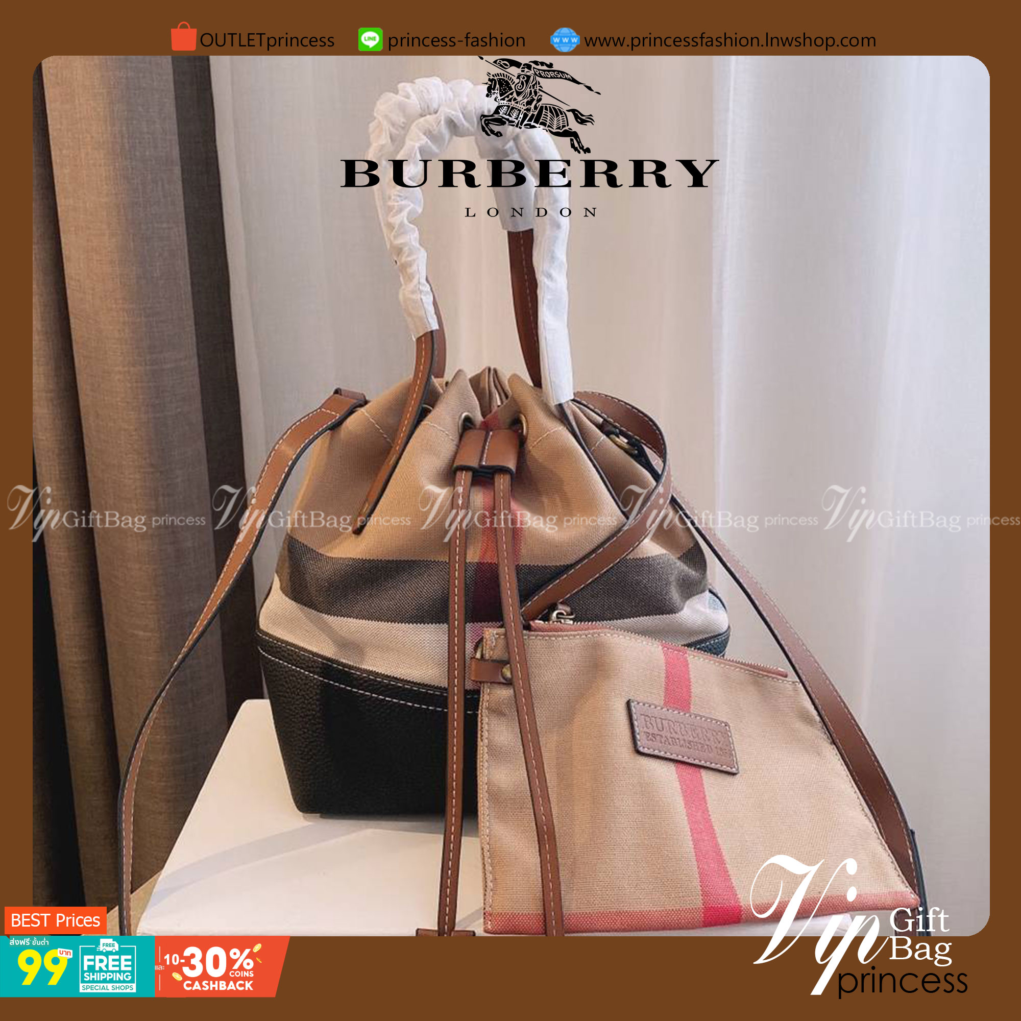 BURBERRY VINTAGE CANVAS BUCKET BAG งานพรีเมียมกิ้ฟท์เคาเตอร์ น้ำหอมจากแบรนด์ **ทรงขนมจีบ มาพร้อมสายยาว วัสดุผ้า Canvas เนื้อหนาซับในอย่างดี ลายแบรนด์สวยมากคะ จุดเด่นคือ กระเป๋าสามารถ จุของได้เยอะมาก มาพร้อมกระเป๋าใบเล็กอีกหนึ่งใบสามารถแยกใช้งานได้ ถือแล้ว