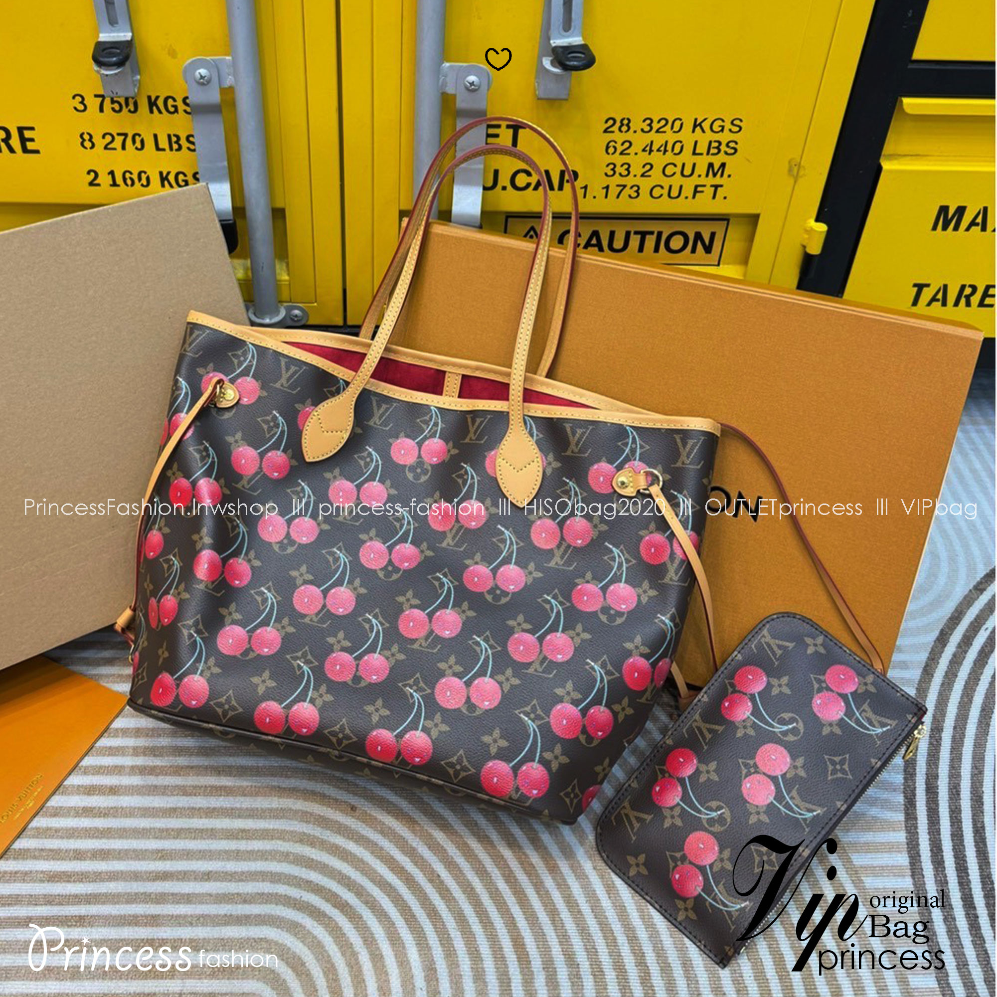 LV Neverfull Takashi Murakami Cerises 🍒🍒 กระเป๋าสะพายทรงโท้ทใบใหญ่ มาพร้อมใบลูก ดีไซน์ใหม่สุดฮิต แต่งแต้มลายเชอรี่สดใส สีสันโดดเด่นไม่ซ้ำใคร