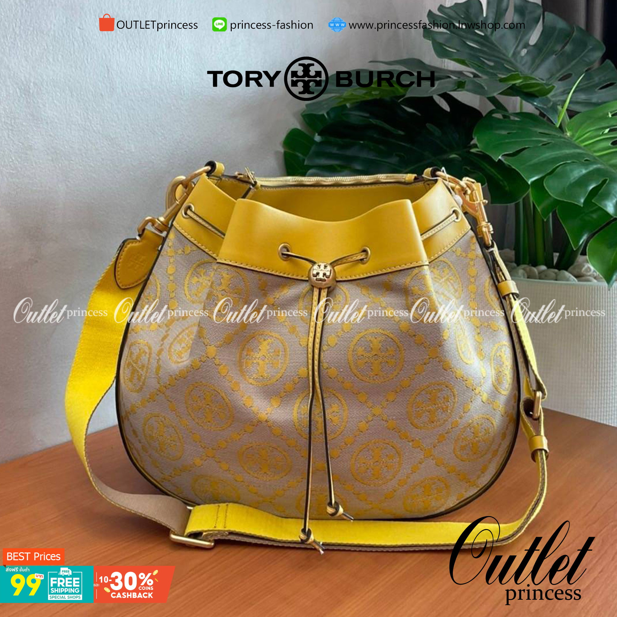 Tory burch t monogram jacquard drawstring hobo New Collection 2021 กระเป๋าถือและสะพายข้าง Monogram จาก tory burch ทำจากผ้าใบ jacquard ตัดด้วยหนังวัวแท้