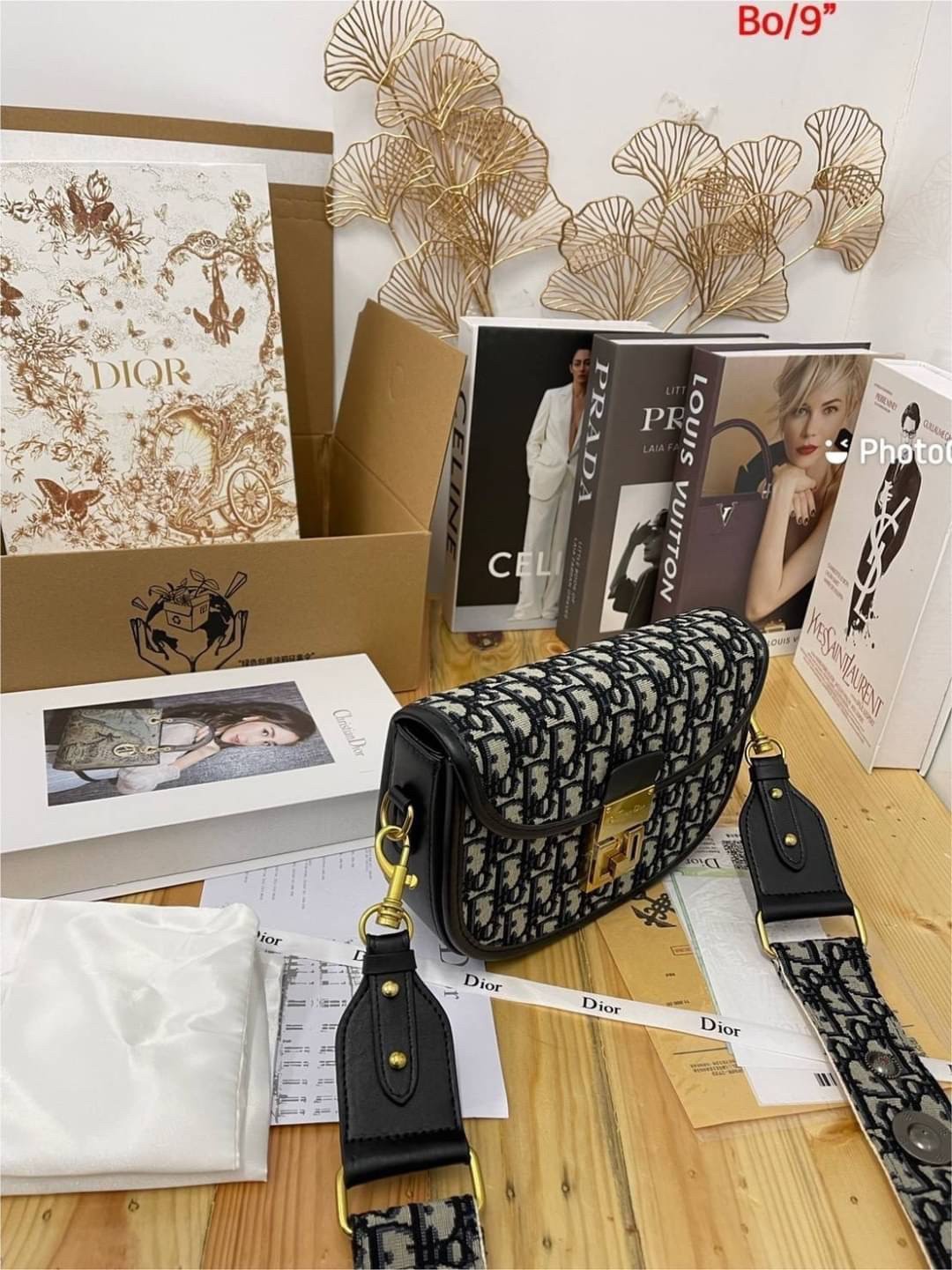 Dior Addict Flap Bag in Oblique กระเป๋าสะพาย ไอเท็มใหม่ล่าสุดปังมากๆ น่าใช้น่าสะสม พร้อมกล่องแบรนด์ จะซื้อใช้เองหรือมอบเป็นของขวัญก็ดูดีถูกใจผู้รับแน่นอนค่ะ พร้อมส่งที่ไทยราคาสุดคุ้มไอเท็มเด็ดๆห้ามพลาด!