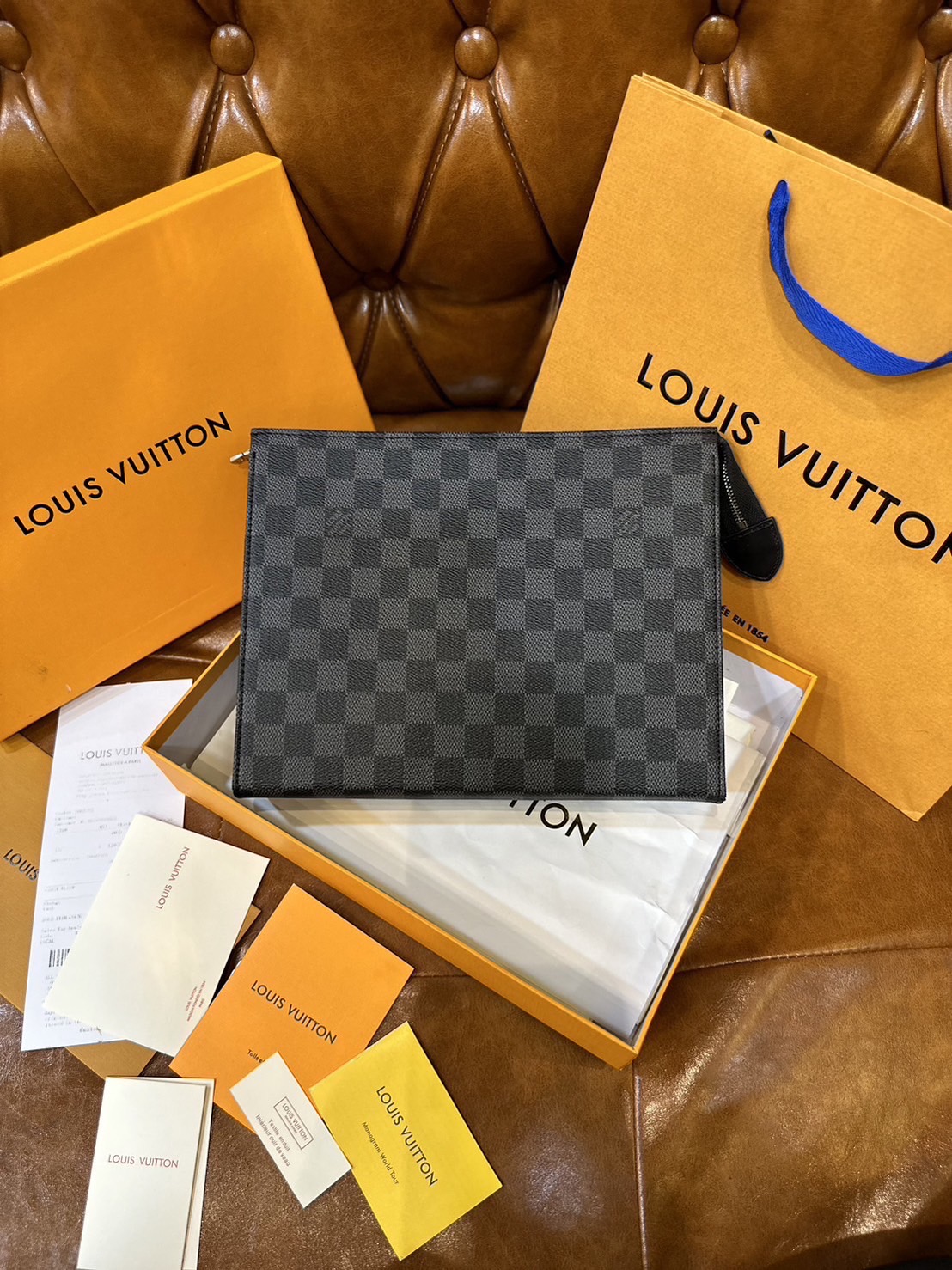 LV Pochette Voyage MM / LV Clutch กระเป๋าถือทรงคลัช ทรงพอช เกรดออริ สลับแท้ 1:1 ใช้ต่างประเทศได้ ใช้ได้ทั้งชายหญิง