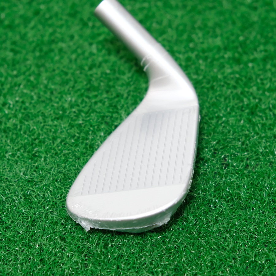 NEW TAYLORMADE P790 50* AW - HEAD ONLY