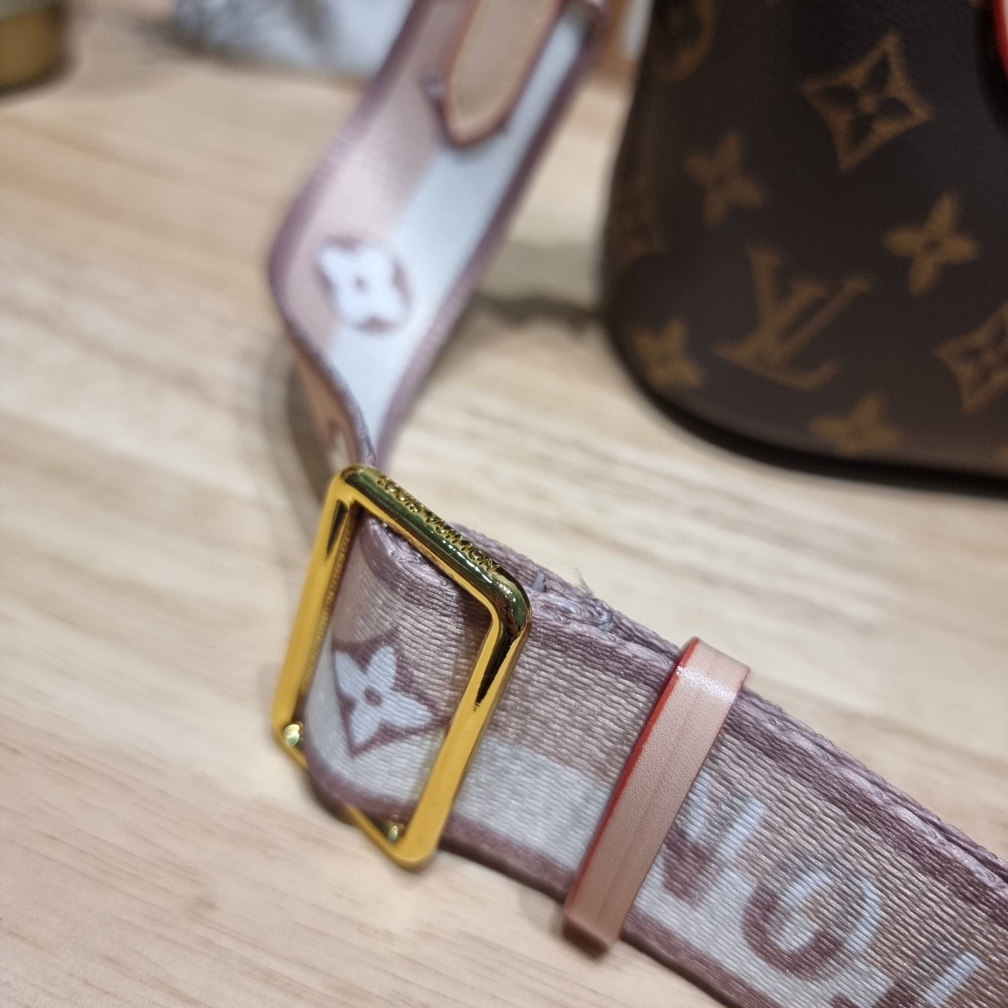 LV Neverfull BB monogram mini tote bag / LV Mini Tote Bag กระเป๋ามินิโท้ท สุดยอดของความคลาสสิค