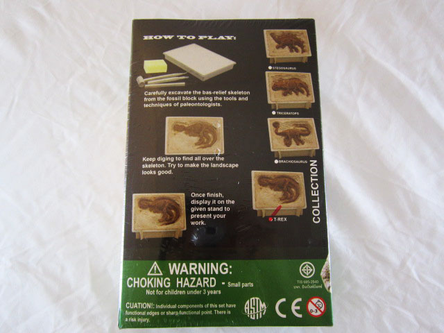 ชุดขุดฟอสซิลไดโนเสาร์(แบบแผ่นฟอสซิลตั้งโชว์) Expedition Excavation Kits