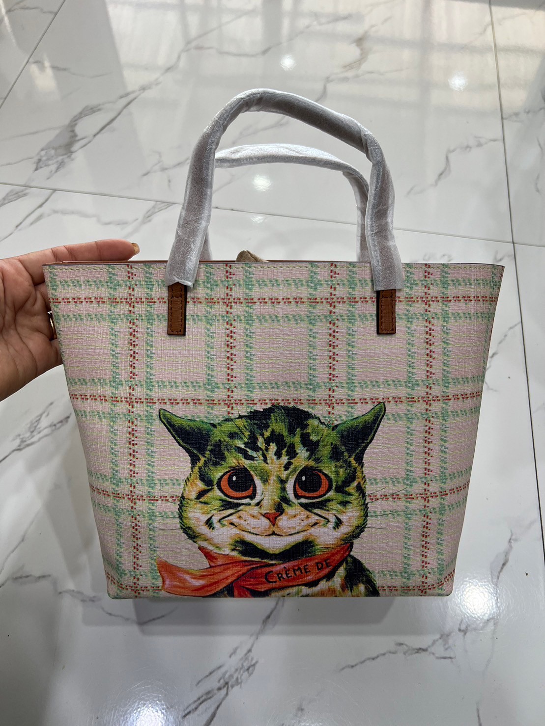 GUCCI Children's tote bag / Gucci kid tote / Gucci bag พร้อมส่งสต๊อกแน่น กับกระเป๋าโท้ทคิดท์ ไซส์น่ารักน่าใช้ ฮอตไม่หยุด เด็ดทุกดีไซน์ มีลายเข้าใหม่มากกว่าในรูปนะคะ