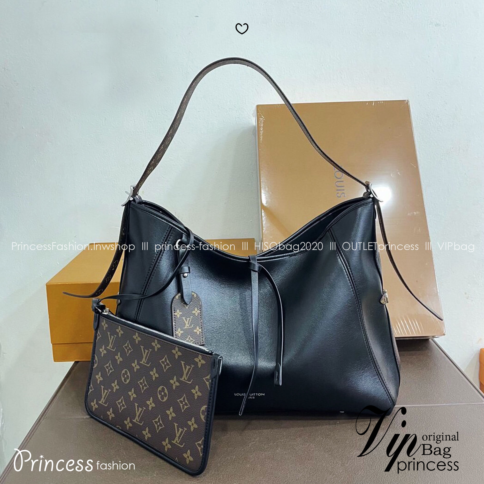 LV CarryAll Vibe MM ใหม่ล่าสุด กระเป๋าสะพายทรงโท้ทใบใหญ่ สวยหรูดีไซน์เรียบง่ายคลาสสิค ดูผู้ดี มาพร้อมใบลูกลายโมโนแกรมสุดไอคอนิก รูปทรงสวยตลอดกาล ใช้ได้กับทุกลุค ทุกโอกาส ภายในโล่งกว้างมาก ใส่ของสำคัญได้ครบแน่นอนจ้า